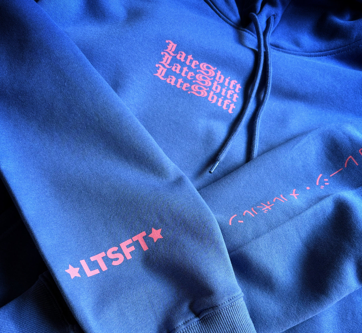 LATESHIFT HOODIE